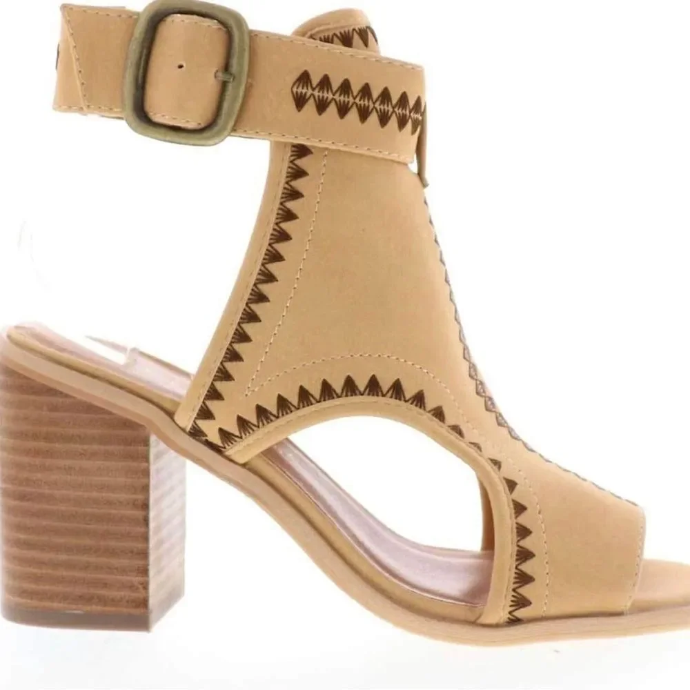 Very Volatile Women's Odette Faux Leather Slingback Stack Heeled Sandals Shoes 7